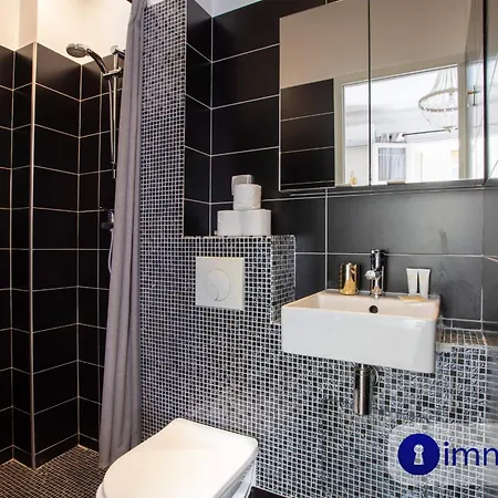 Appartement Charming Air-conditioned With Balcony Nice